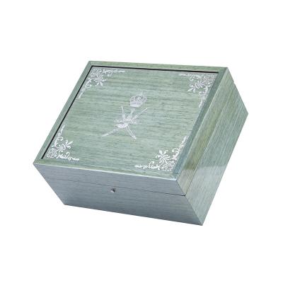 Glossy Lacquering Wooden Watch Box for William & Son